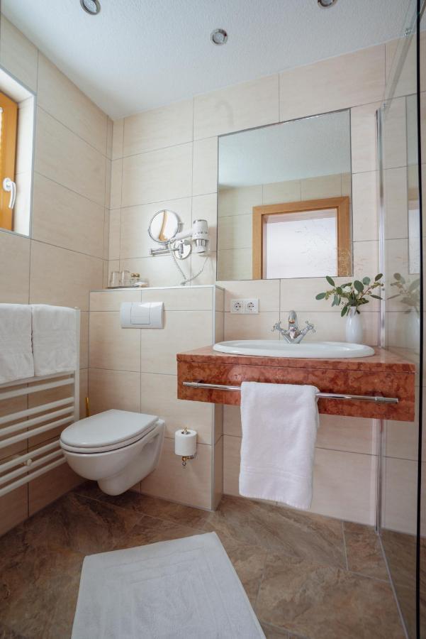 Beim Kathrein Hotel Galtür Kültér fotó