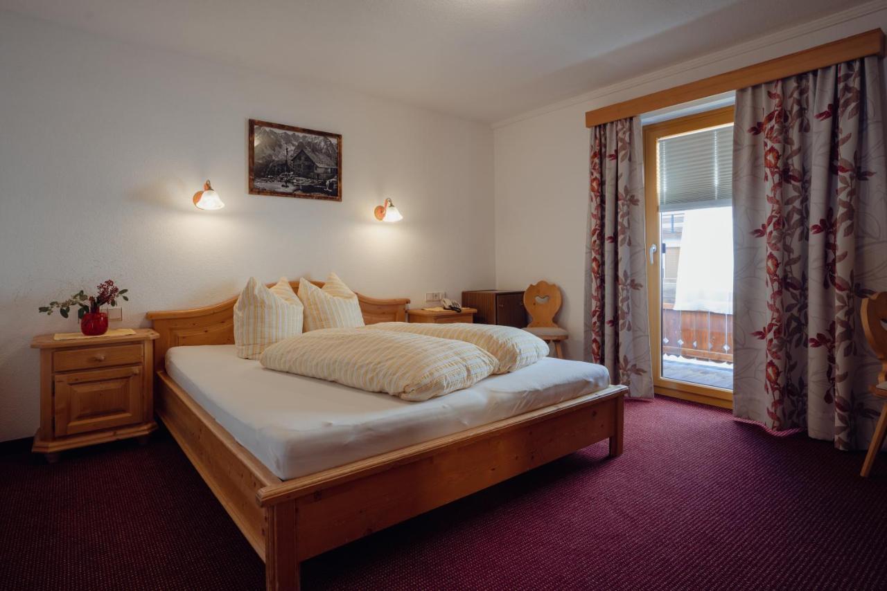 Beim Kathrein Hotel Galtür Kültér fotó